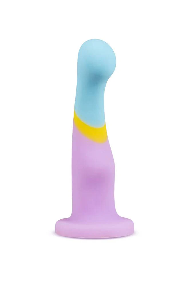 Blush Novelties - Avant - D14 - Heart of Gold Silicone Curved Dildo - Image 4