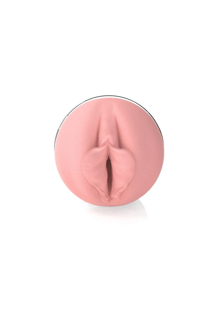 Fleshlight - Quiver Vibrating Pussy Stroker - Image 2