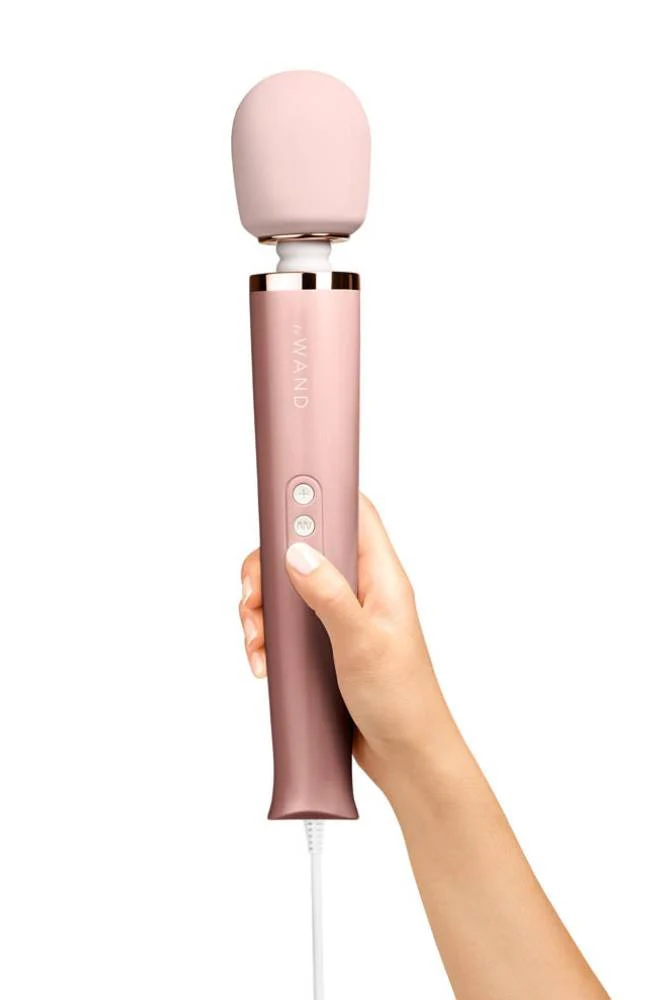 Le Wand - Plug-In Vibrating Massager - Rose Gold - Image 2