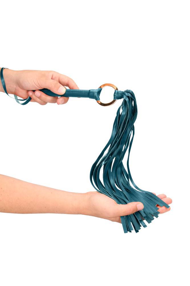 Ouch! Halo BDSM Flogger - Image 3