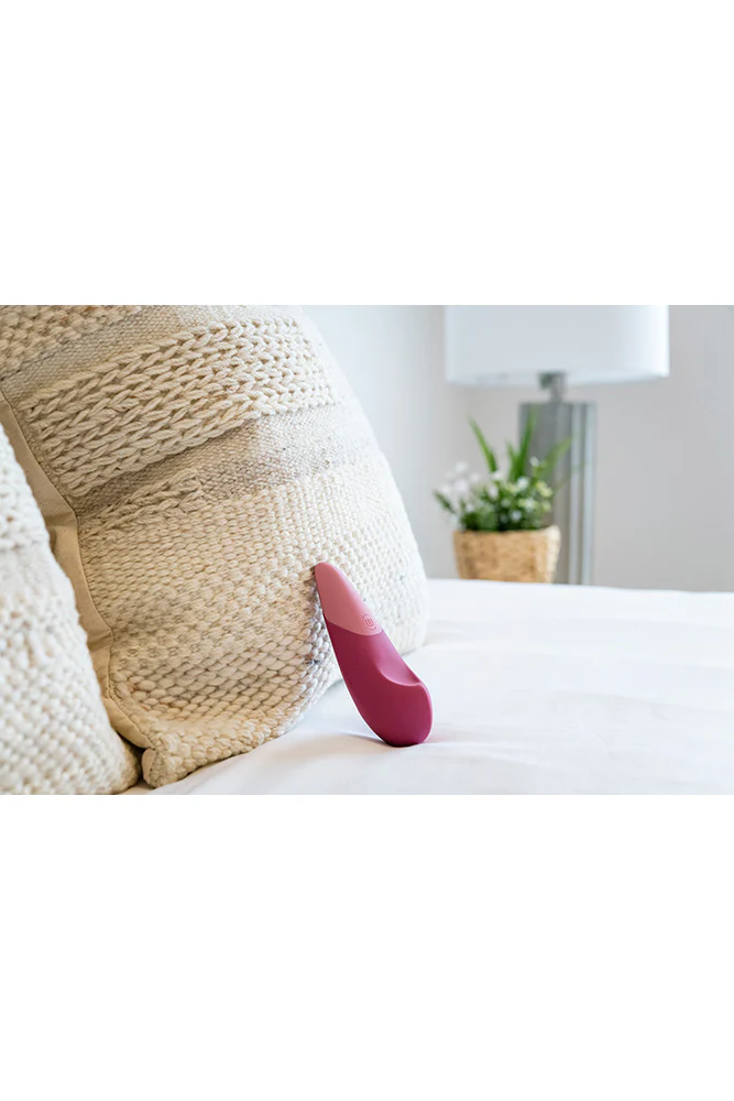 Womanizer - Vibe Lay On Vibrator - Dusky Pink - Image 6